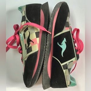 kangaROOS SQUARE 28, ZIP POCKET SNEAKERS BLACK, PINK, GREY, 9 US